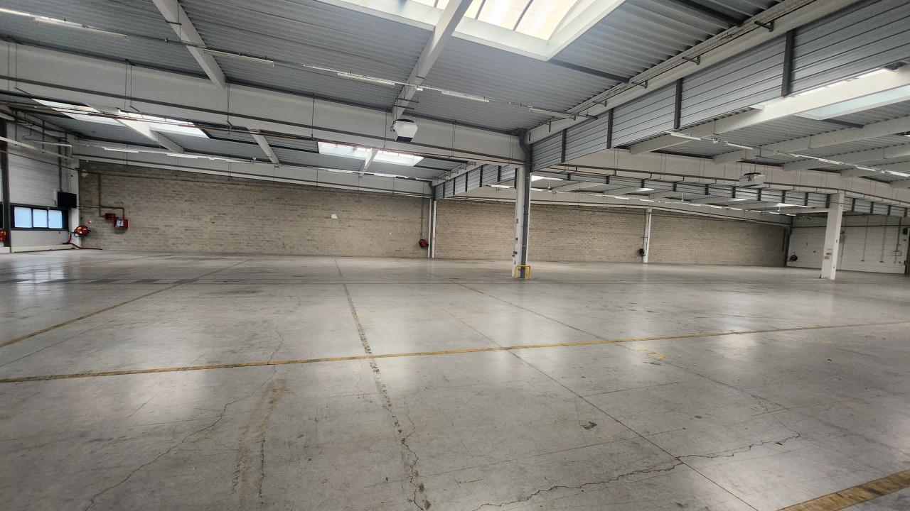Local d'activité Ferrières-en-Brie 4662m² Location local d'activité Ferrières-en-Brie Seine-et-Marne OLACT2422494 1